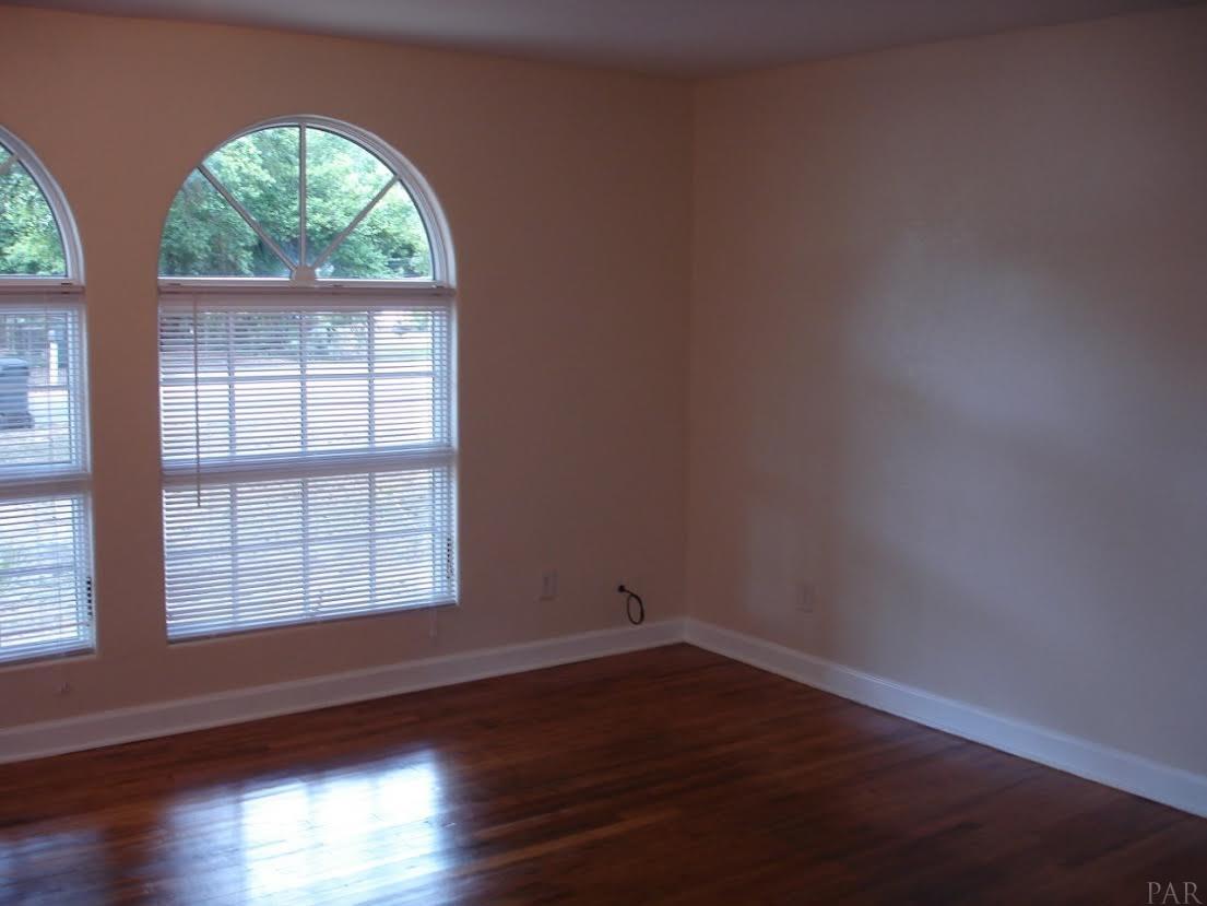 20 Milton Road Pensacola, FL 32507 - Photo 7 of 21