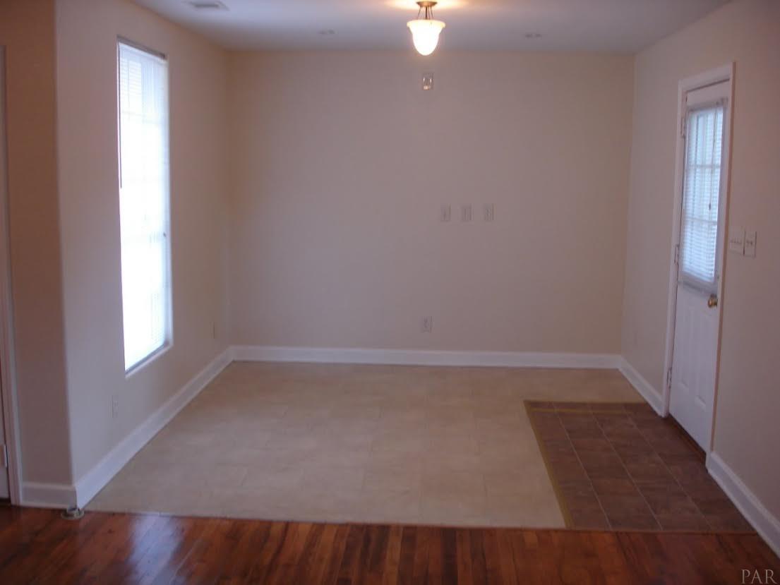20 Milton Road Pensacola, FL 32507 - Photo 8 of 21