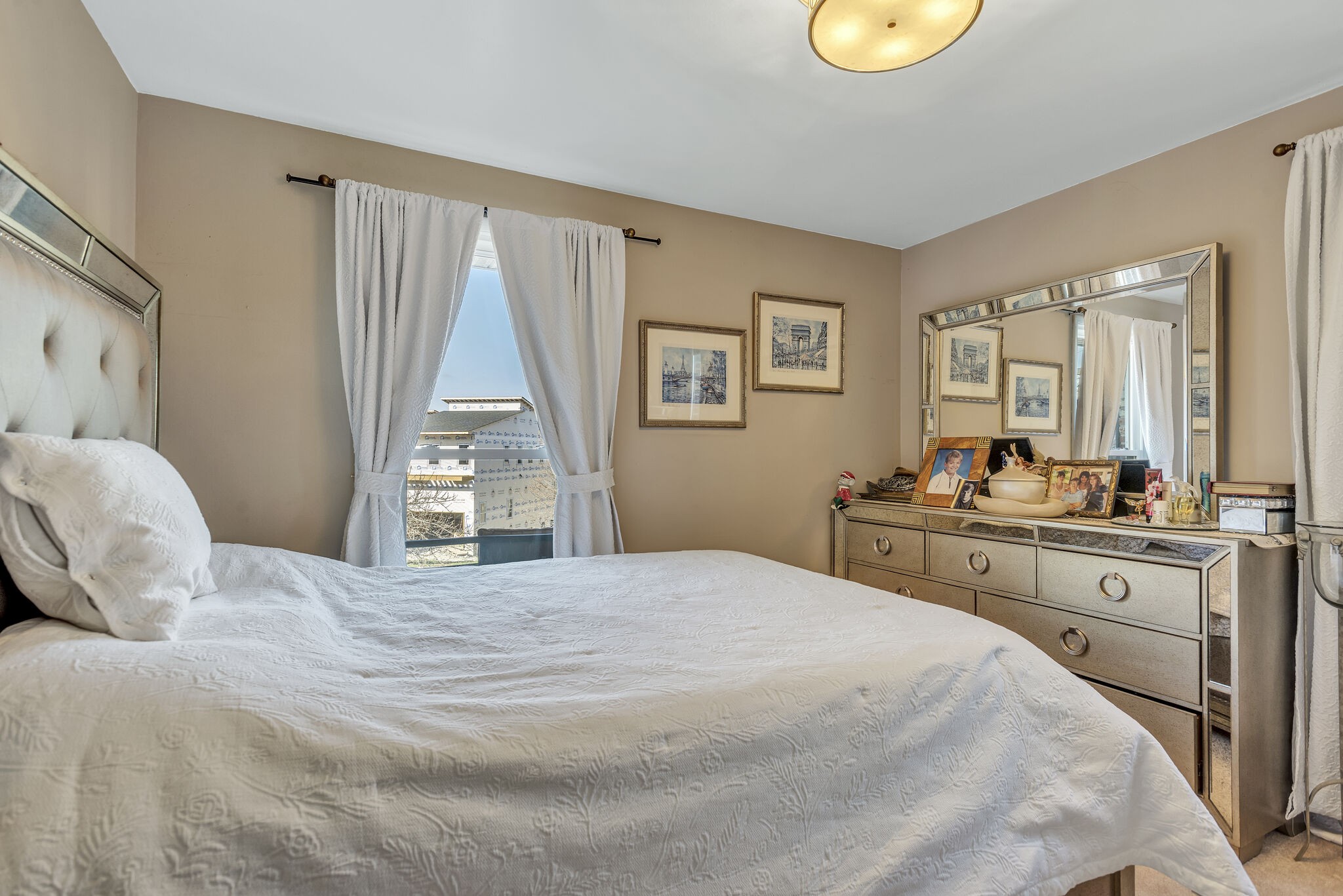 413 Mercomatic Drive Nashville, TN 37209 - Photo 18 of 29 a bedroom with a bed and a dresser