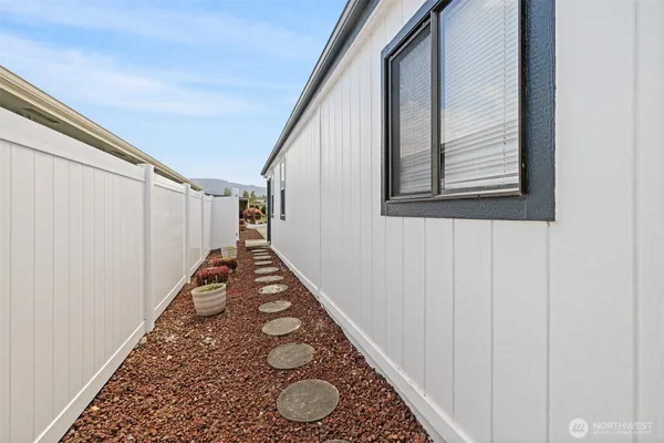 $229,000 | 325 North 5th Avenue, Unit 48, Sequim, WA 98382