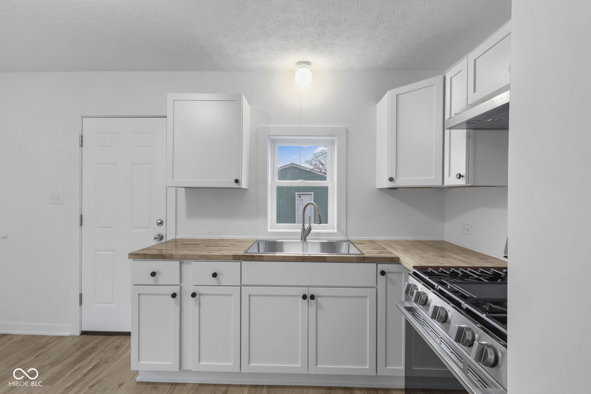 73 South 10th Avenue Beech Grove, IN 46107 - Photo 7 of 26