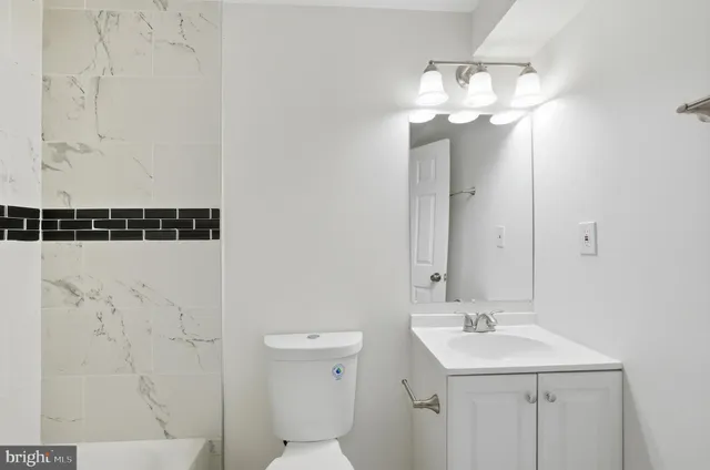 $369,900 | 830 Oyster Bay Harbour, Pasadena, MD 21122