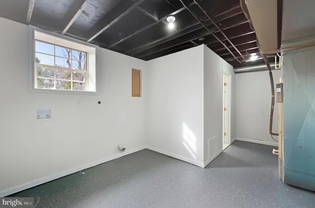 $369,900 | 830 Oyster Bay Harbour, Pasadena, MD 21122