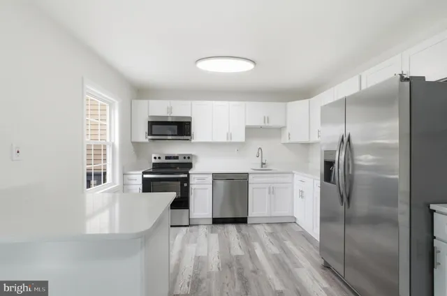 $369,900 | 830 Oyster Bay Harbour, Pasadena, MD 21122