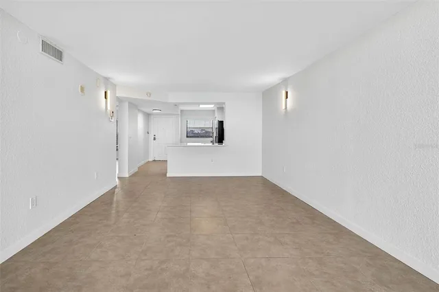 $218,500 | 900 Cove Cay Drive, Unit 6F, Clearwater, FL 33760