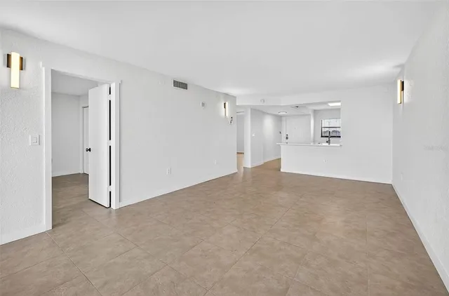 $218,500 | 900 Cove Cay Drive, Unit 6F, Clearwater, FL 33760