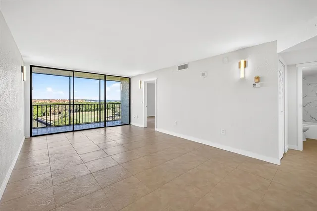 $218,500 | 900 Cove Cay Drive, Unit 6F, Clearwater, FL 33760