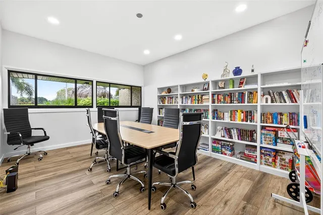 $218,500 | 900 Cove Cay Drive, Unit 6F, Clearwater, FL 33760