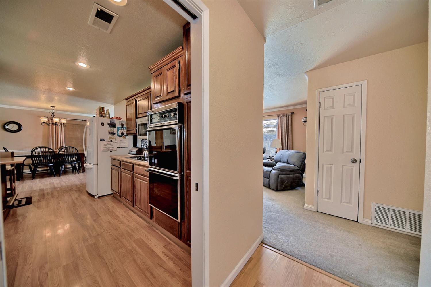 878 Alexander Street Livermore, CA 94550 - Photo 36 of 68