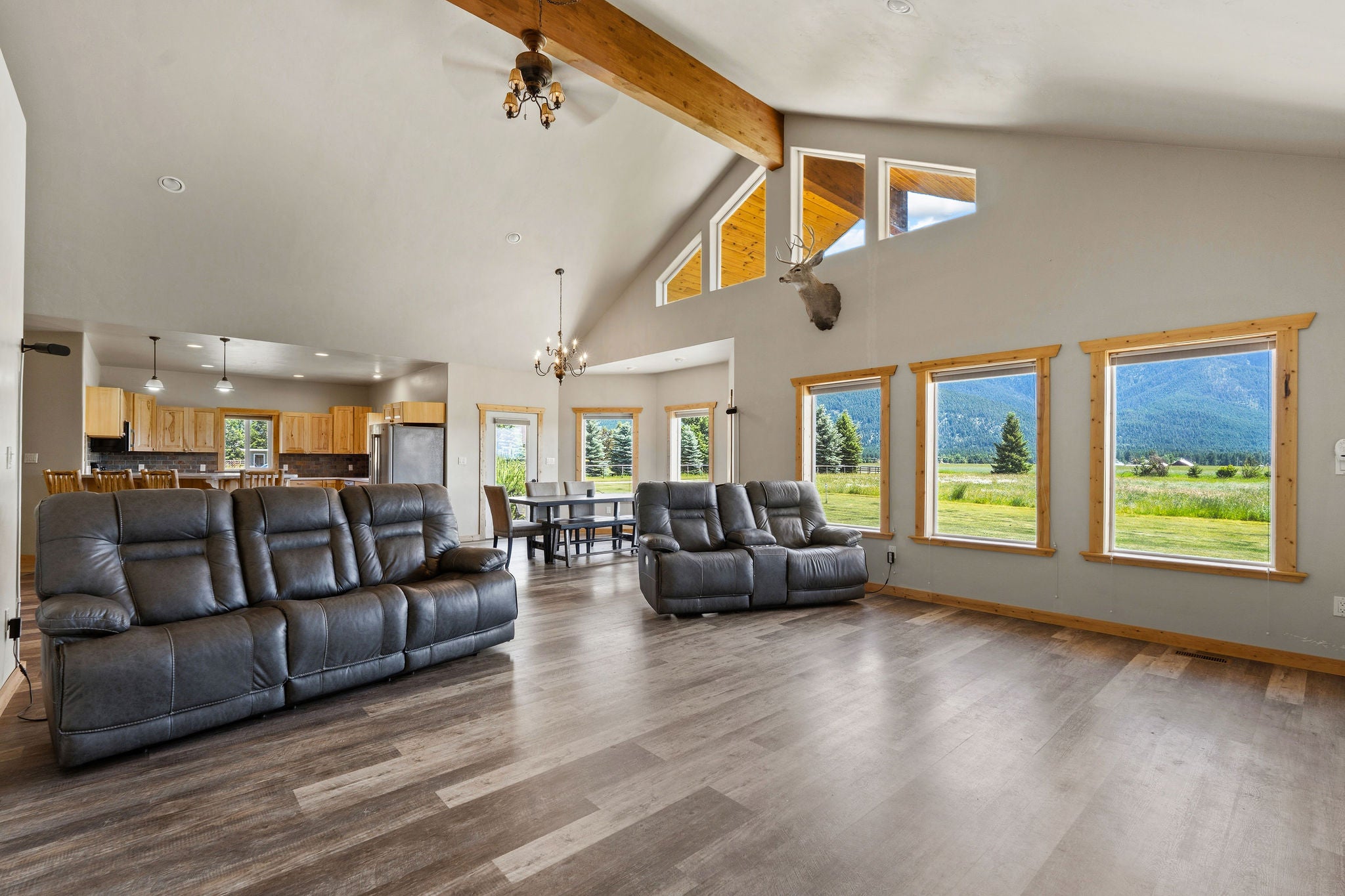 44 Playa Grande Road Kalispell, MT 59901 - Photo 9 of 76 Gallery Image 9