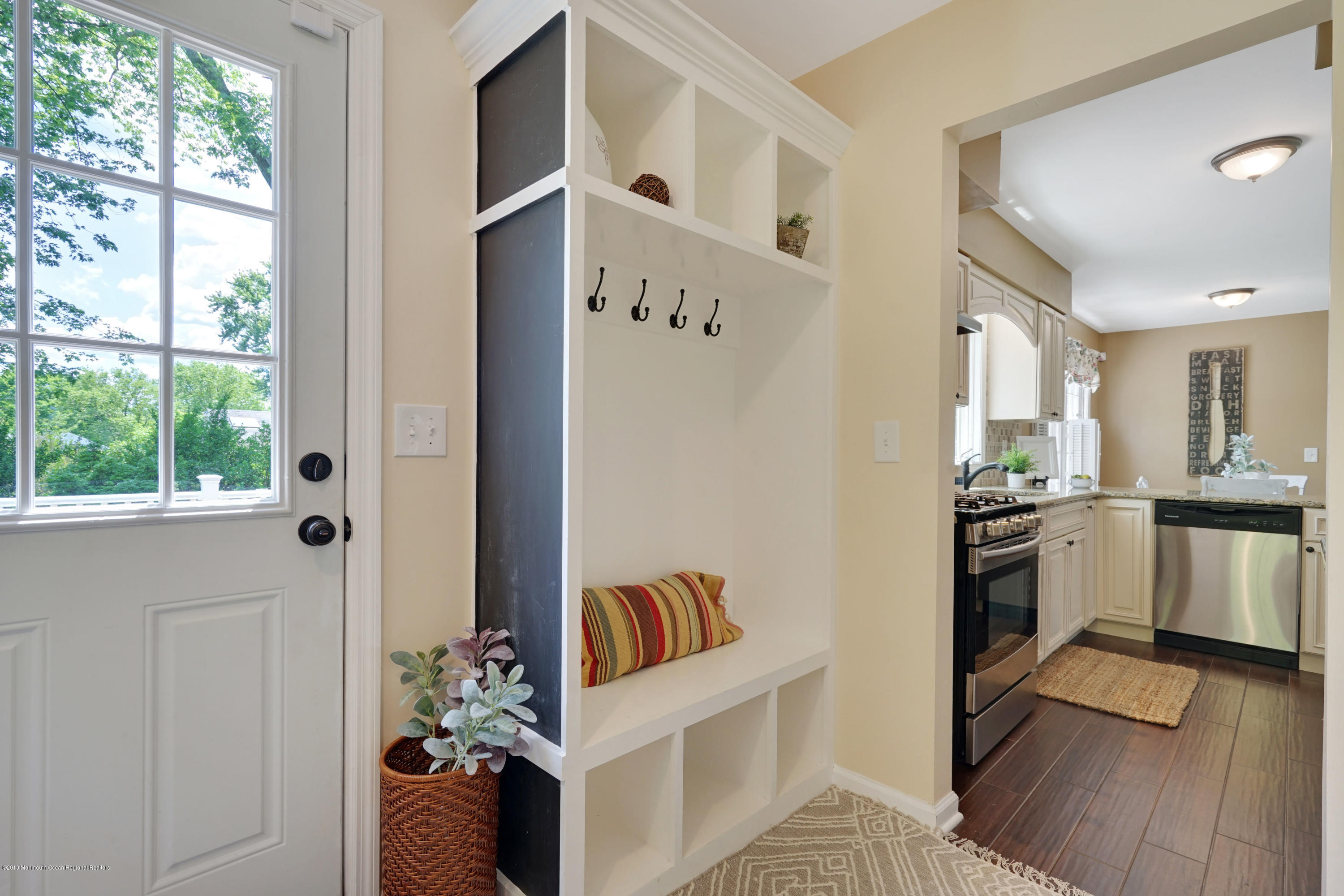 73 Dale Road Middletown, NJ 07748 - Photo 16 of 35 Mudroom