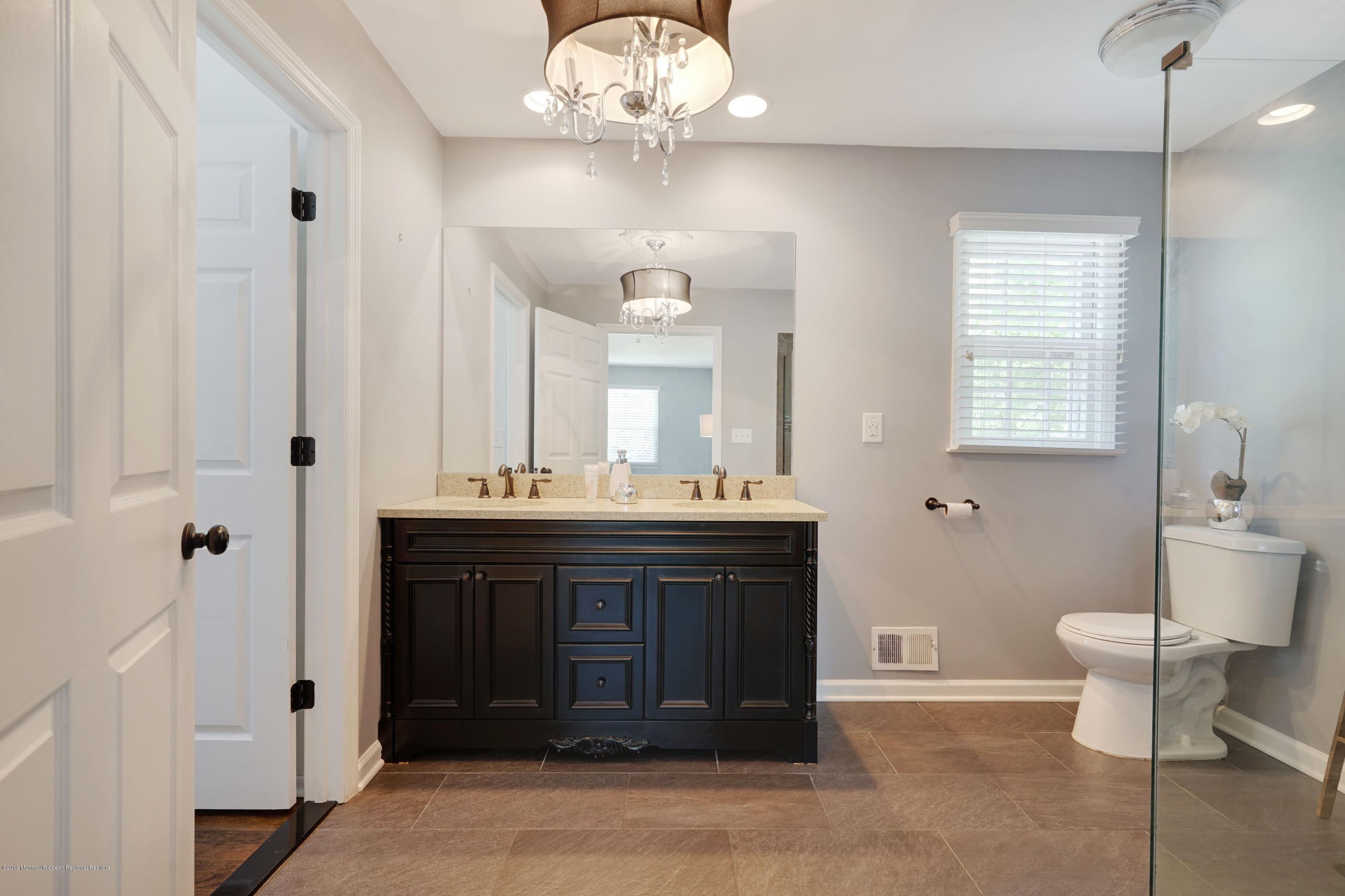 73 Dale Road Middletown, NJ 07748 - Photo 22 of 35 Master Bath