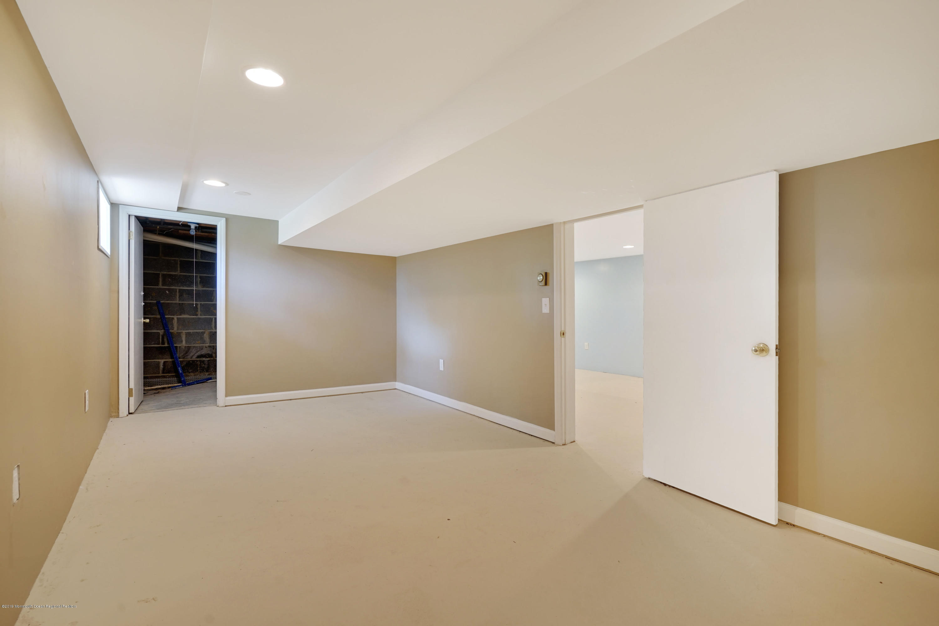 73 Dale Road Middletown, NJ 07748 - Photo 29 of 35 Basement room 2