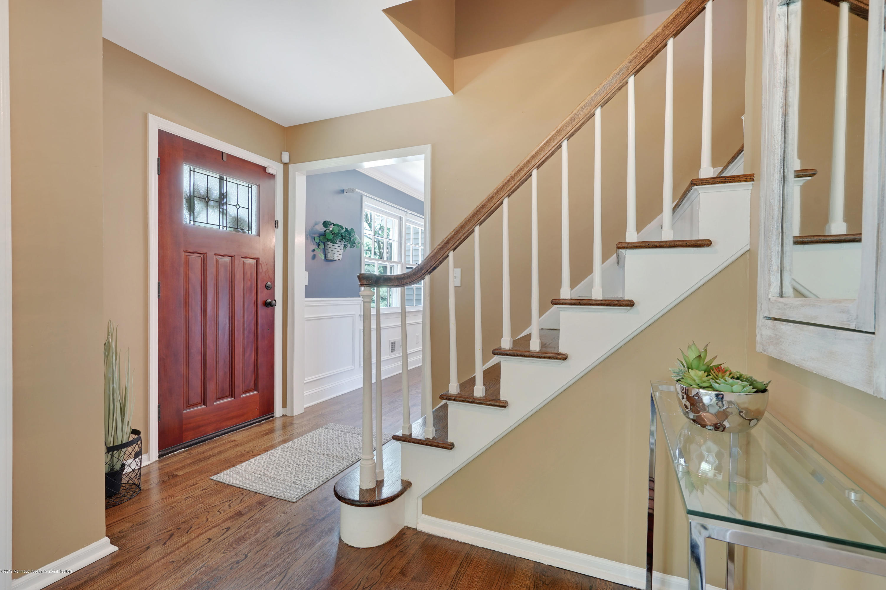 73 Dale Road Middletown, NJ 07748 - Photo 3 of 35 Foyer