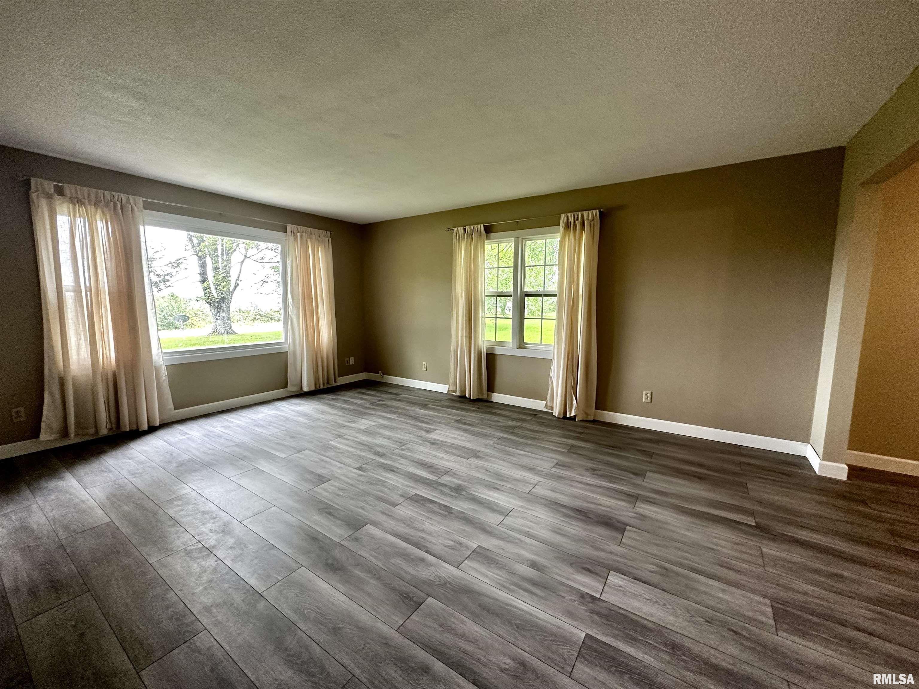 21606 Corinth Road Thompsonville, IL 62890 - Photo 8 of 51