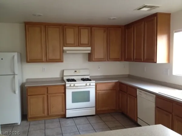 $1,895 | 9016 Patrick Henry Avenue, Las Vegas, NV 89149