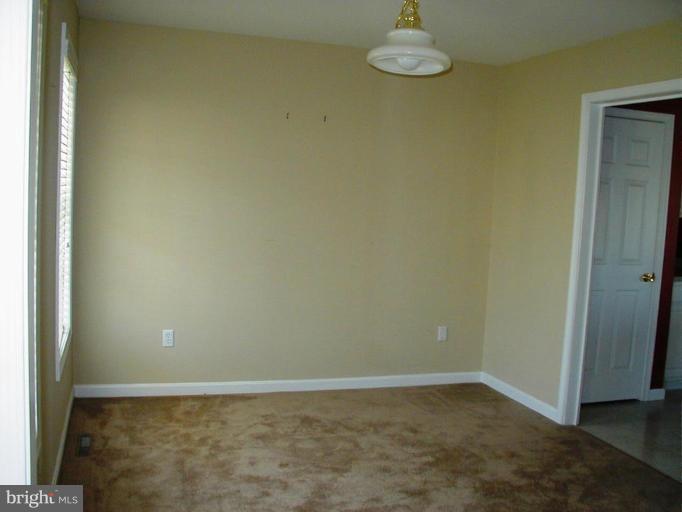 25855 Hunters Point Lane Denton, MD 21629 - Photo 7 of 18 Dining Area