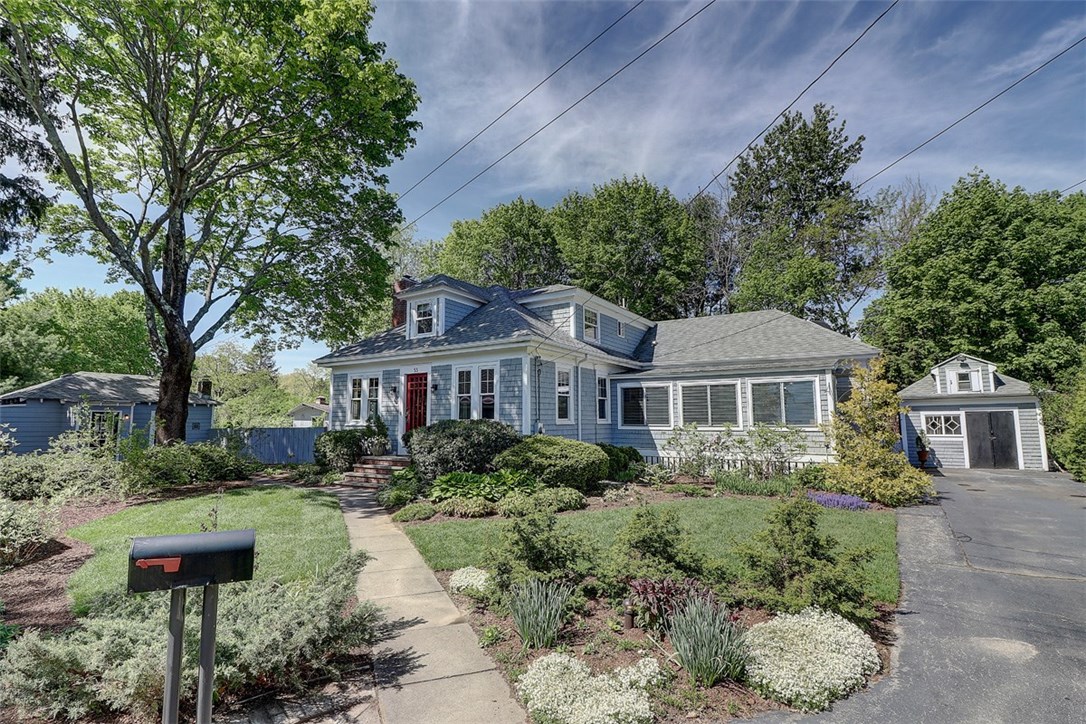 55 Chapel Road Barrington, RI 02806 - Photo 1 of 33