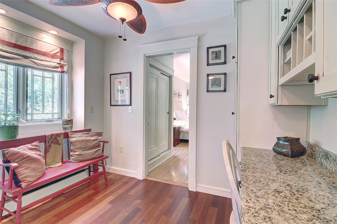 55 Chapel Road Barrington, RI 02806 - Photo 13 of 33