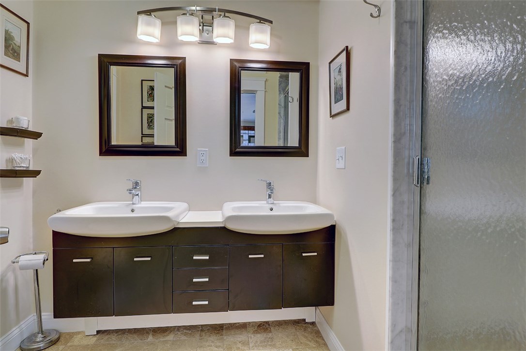 55 Chapel Road Barrington, RI 02806 - Photo 16 of 33