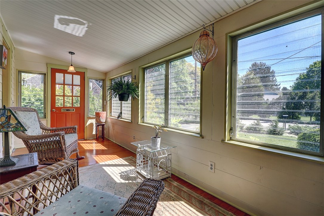 55 Chapel Road Barrington, RI 02806 - Photo 18 of 33