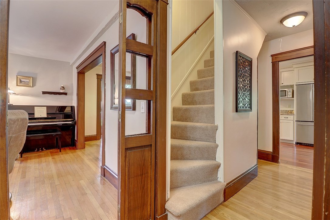 55 Chapel Road Barrington, RI 02806 - Photo 21 of 33
