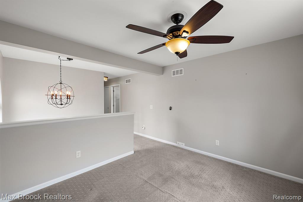 18674 West 13 Mile Road Beverly Hills, MI 48025 - Photo 21 of 33