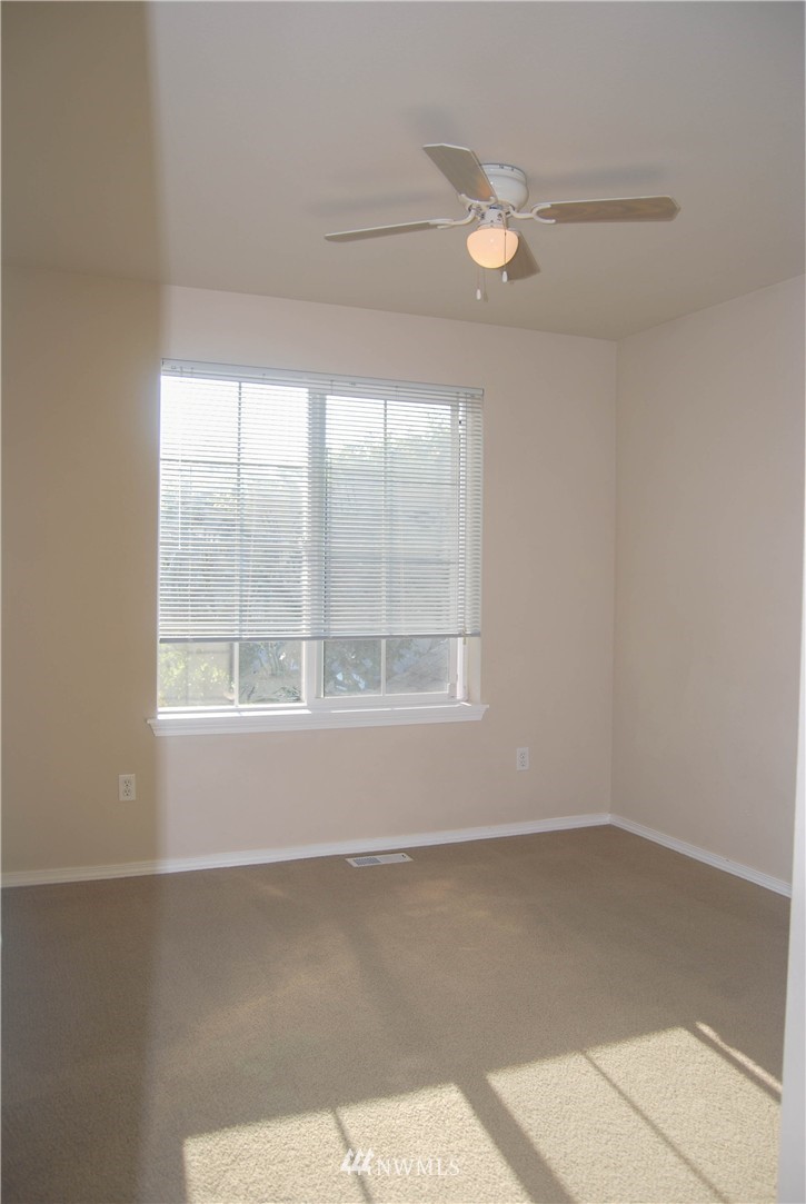 7068 Compass Street Southeast Lacey, WA 98513 - Photo 13 of 22 Gallery Image 13