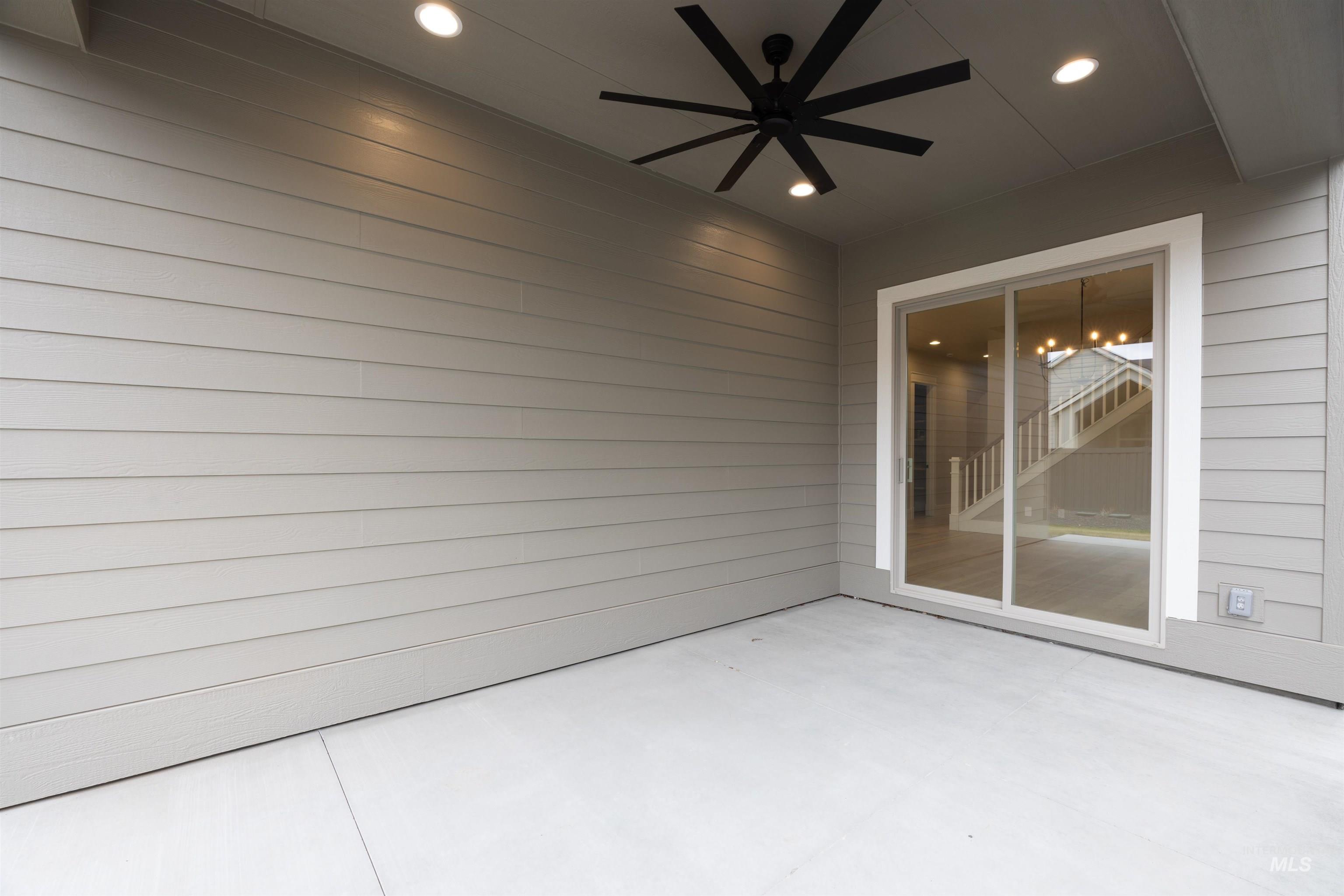 934 East Escalation Street Meridian, ID 83642 - Photo 44 of 50 View of patio