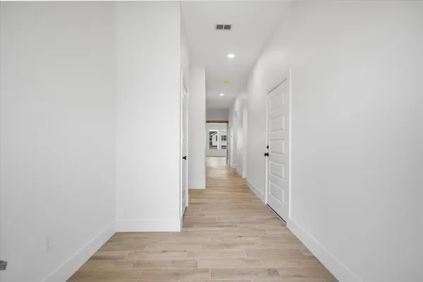 $499,900 | 16429 Clearview Drive, Lindale, TX 75771