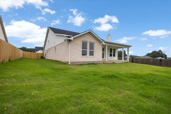 $499,900 | 16429 Clearview Drive, Lindale, TX 75771