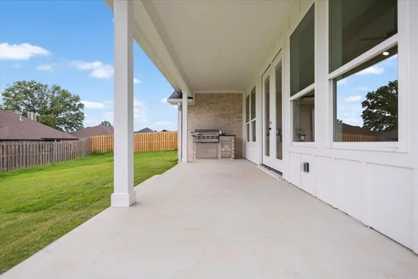 $499,900 | 16429 Clearview Drive, Lindale, TX 75771