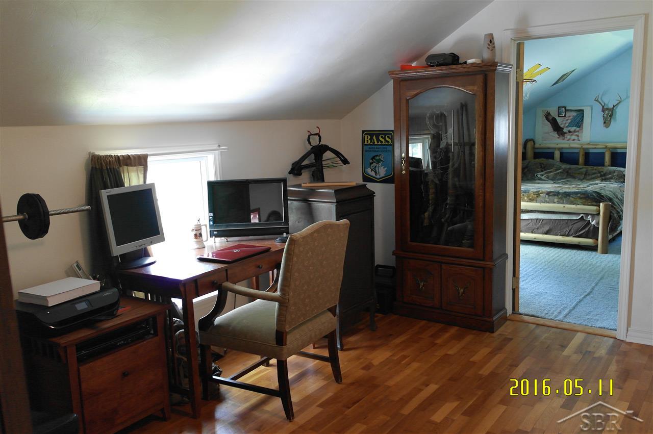1007 Vance Road Midland, MI 48640 - Photo 17 of 21 Bonus room/Den