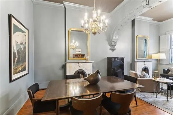 $6,000 | 811 Burgundy Street, New Orleans, LA 70116