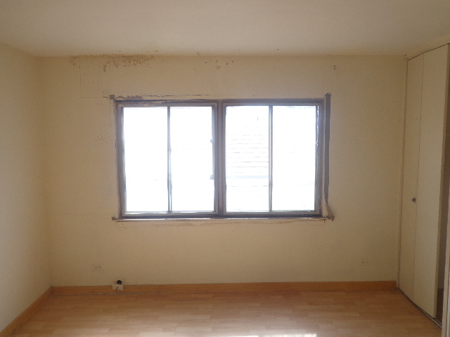 7 Division Street, Unit 2A Oak Park, IL 60302 - Photo 3 of 11