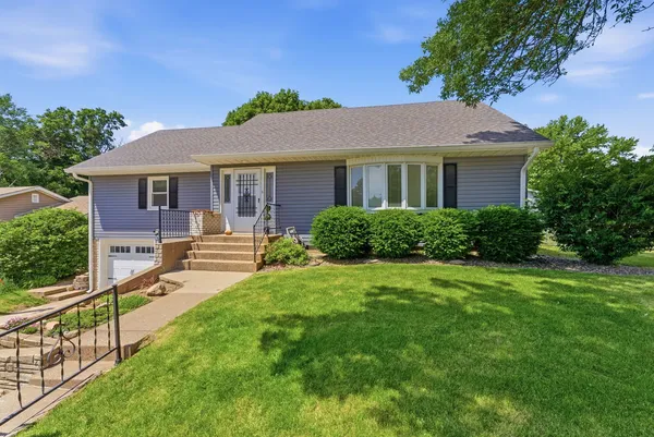$307,000 | 1017 11th Avenue, Orion, IL 61273