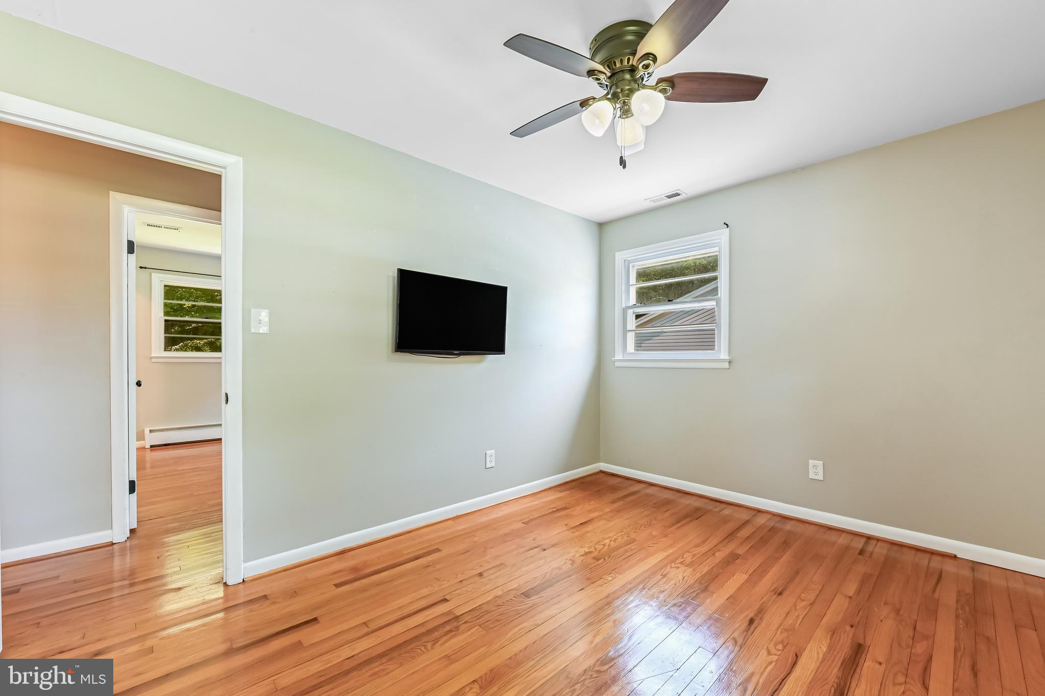 1501 Warfield Road Edgewater, MD 21037 - Photo 19 of 32