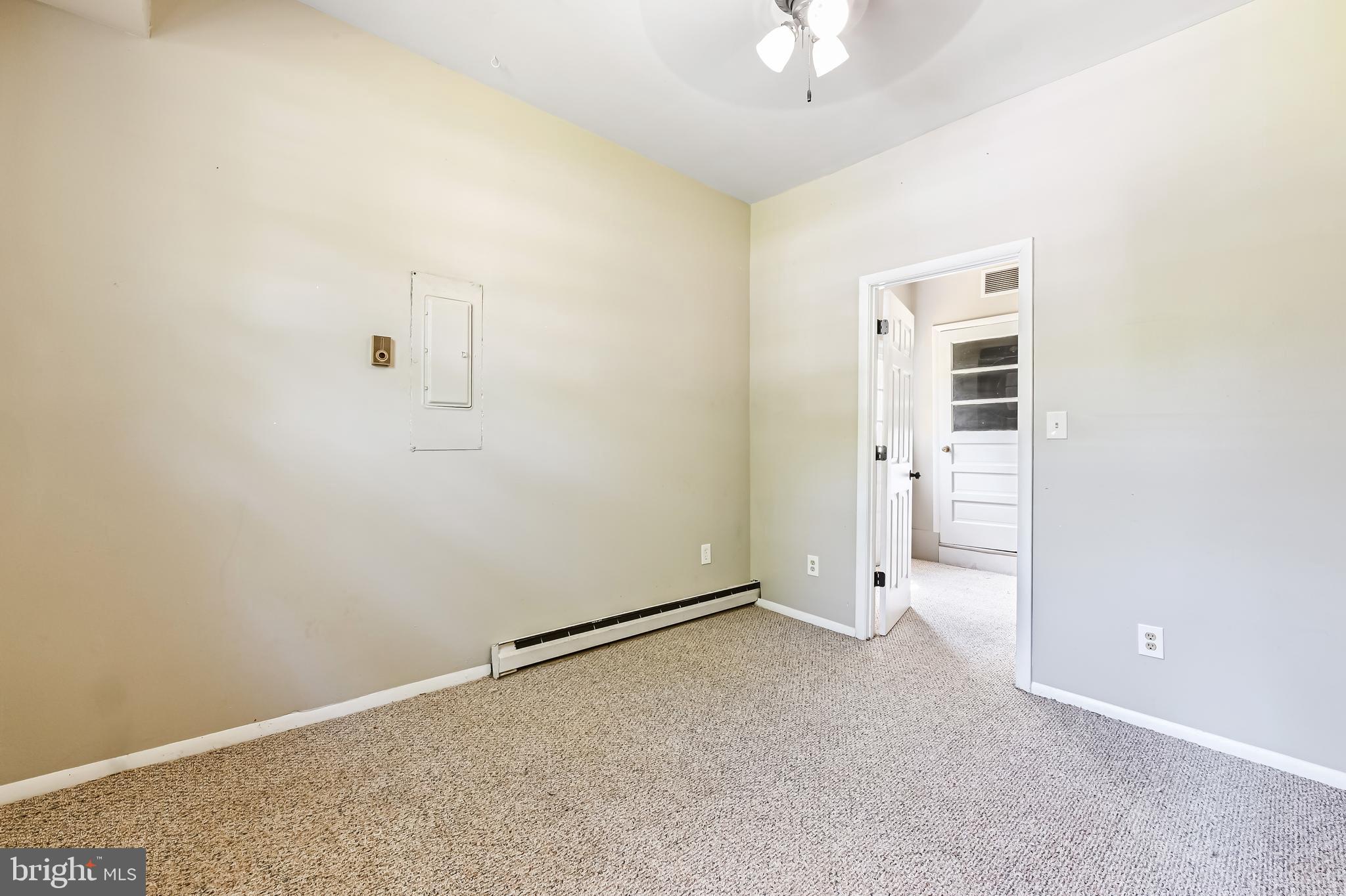 1501 Warfield Road Edgewater, MD 21037 - Photo 23 of 32