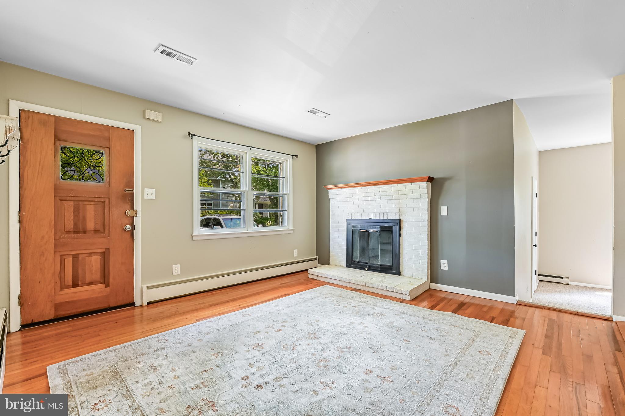 1501 Warfield Road Edgewater, MD 21037 - Photo 3 of 32