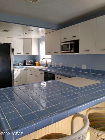 $2,050 | 6912 Beach Drive, Panama City, FL 32408