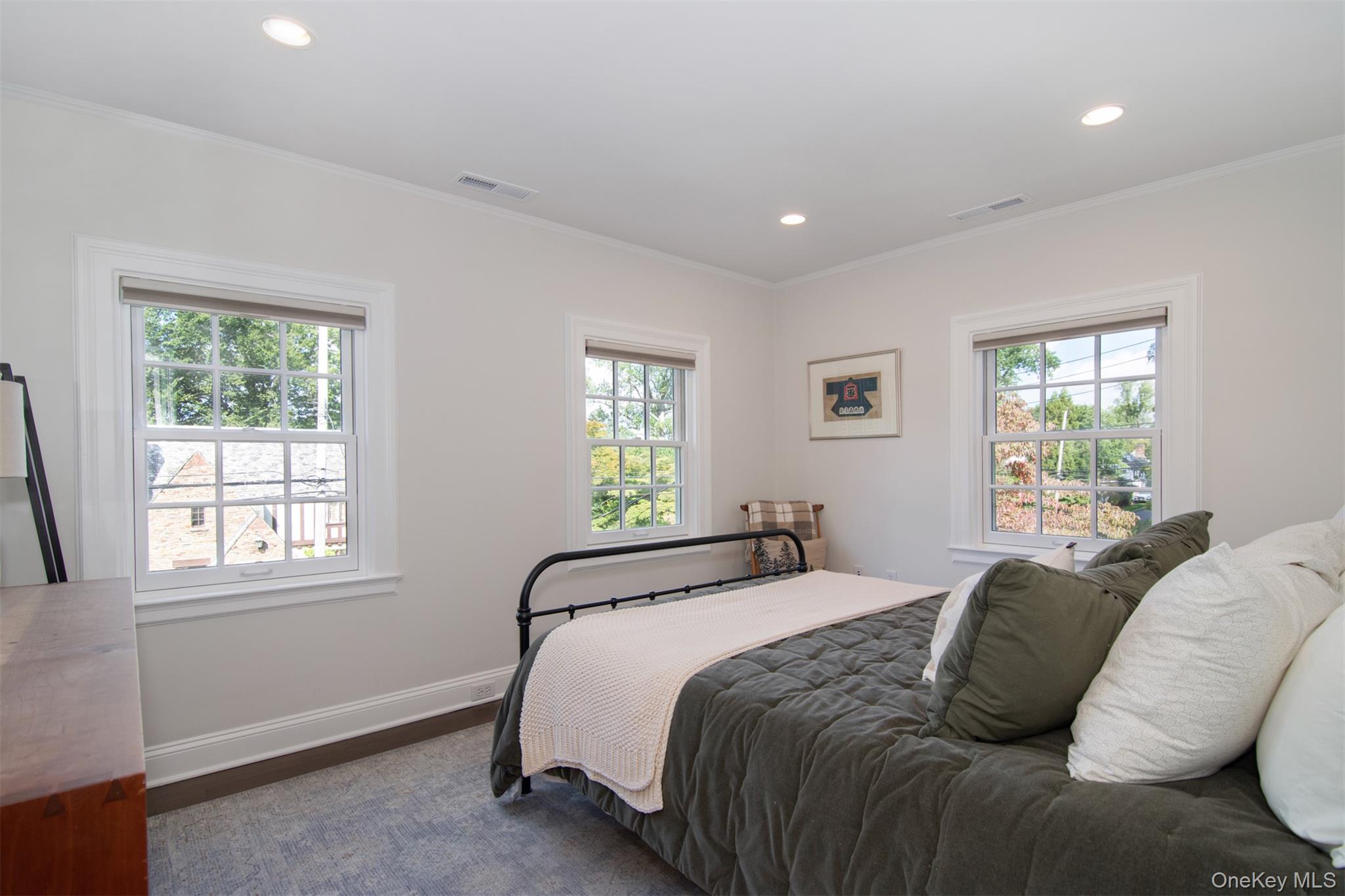 42 Summit Avenue Bronxville, NY 10708 - Photo 22 of 33