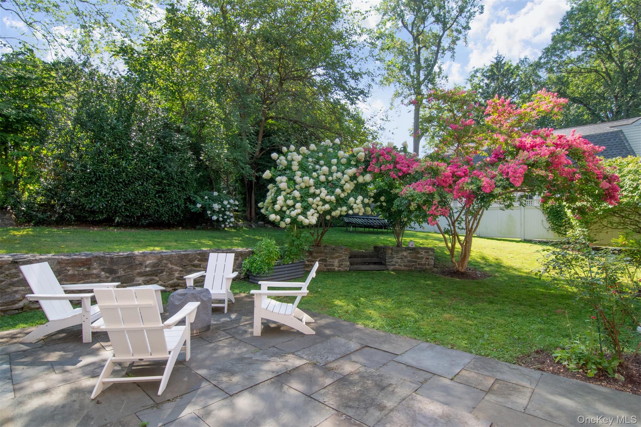 42 Summit Avenue Bronxville, NY 10708 - Photo 30 of 33