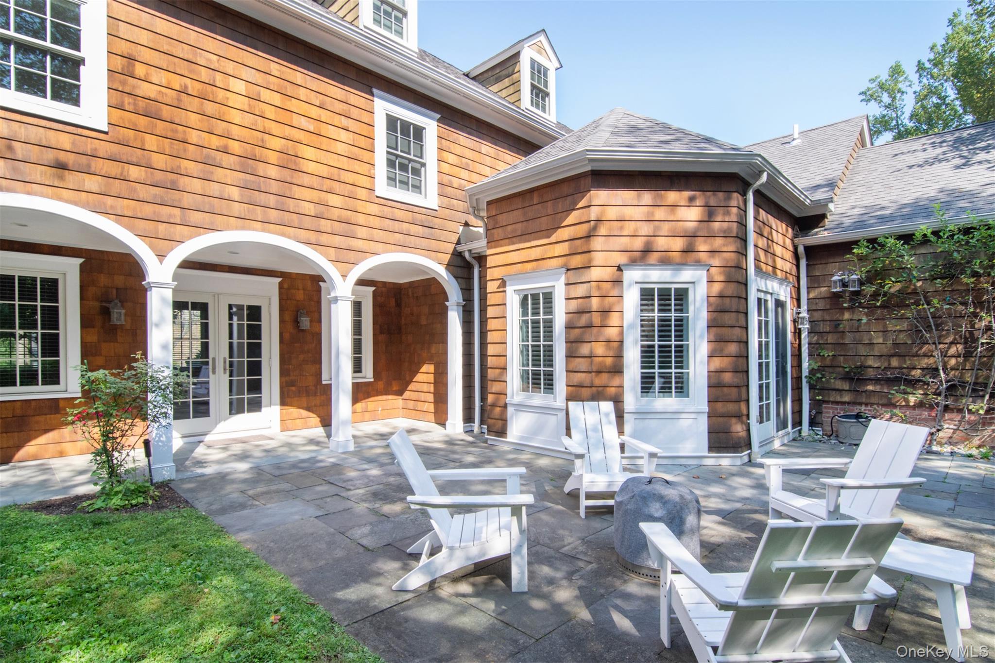 42 Summit Avenue Bronxville, NY 10708 - Photo 31 of 33