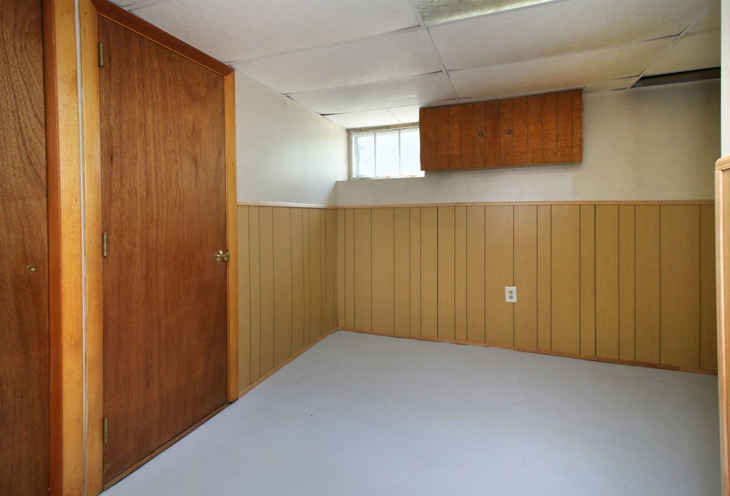 144 Lovell Road Watertown, MA 02472 - Photo 19 of 25 a view of an empty room