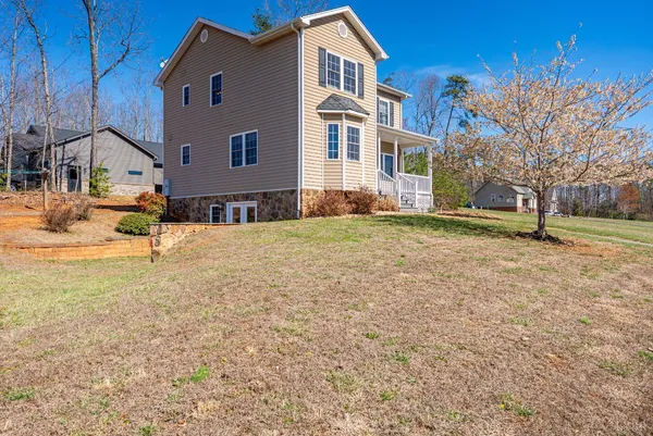 $364,900 | 181 Armistead Lane, Rustburg, VA 24588