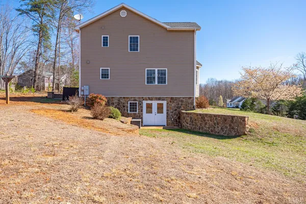 $364,900 | 181 Armistead Lane, Rustburg, VA 24588