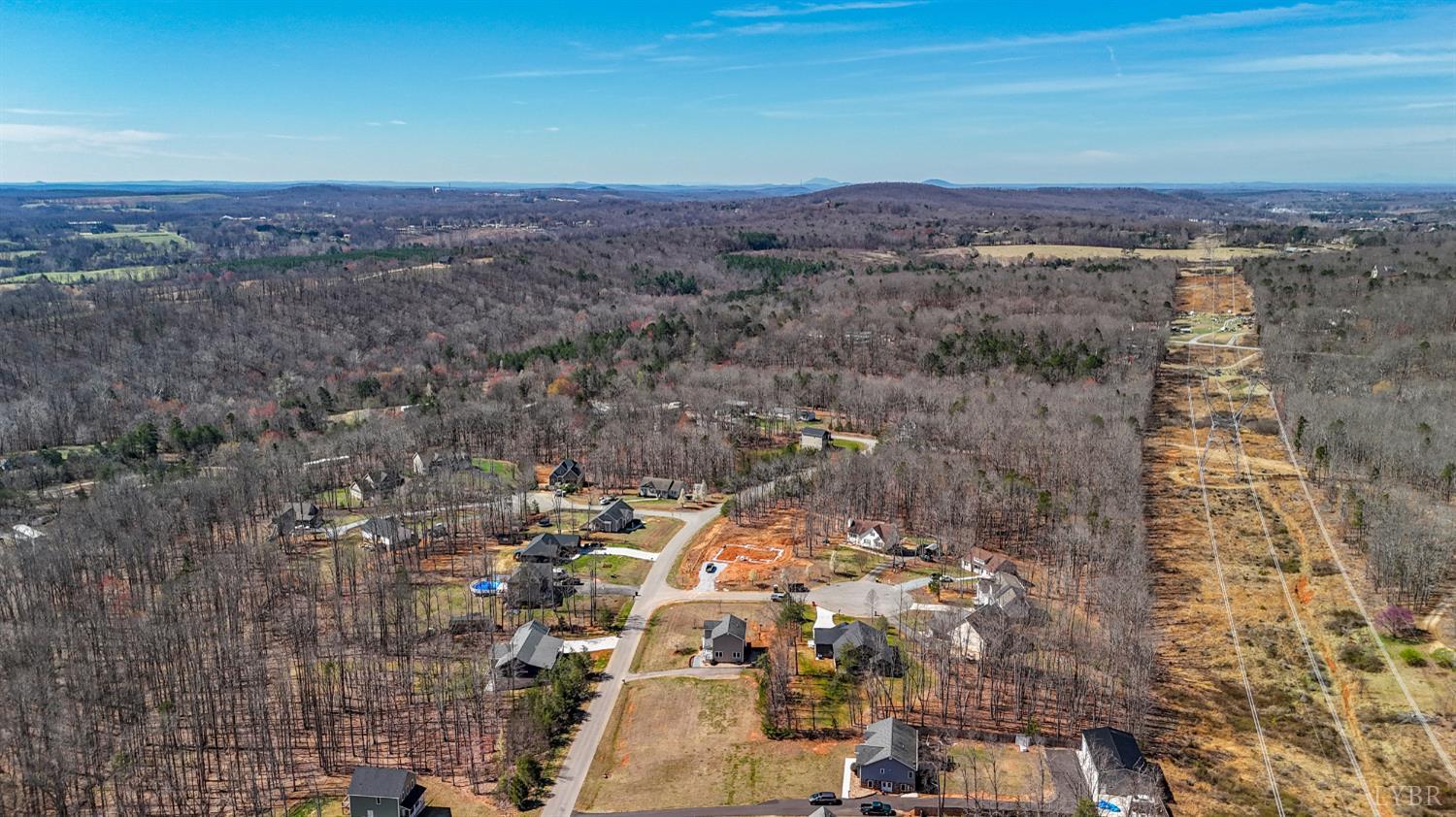 181 Armistead Lane Rustburg, VA 24588 - Photo 50 of 52 a view of city and mountain