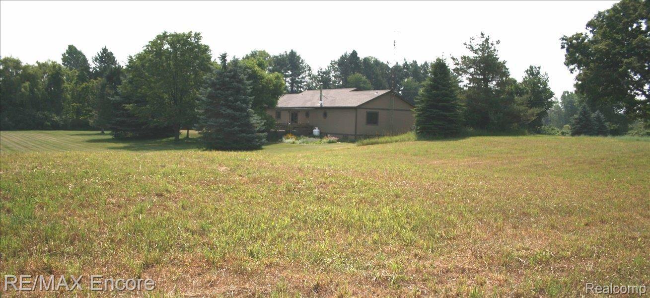 4915 Hough Road Dryden, MI 48428 - Photo 23 of 25 IMG_5160
