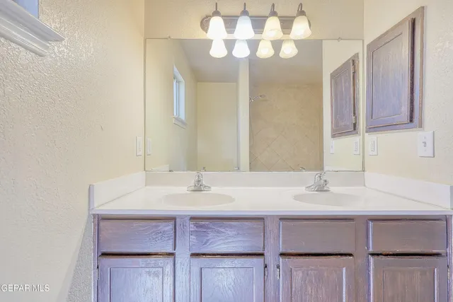 $245,000 | 11217 North View Drive, El Paso, TX 79934