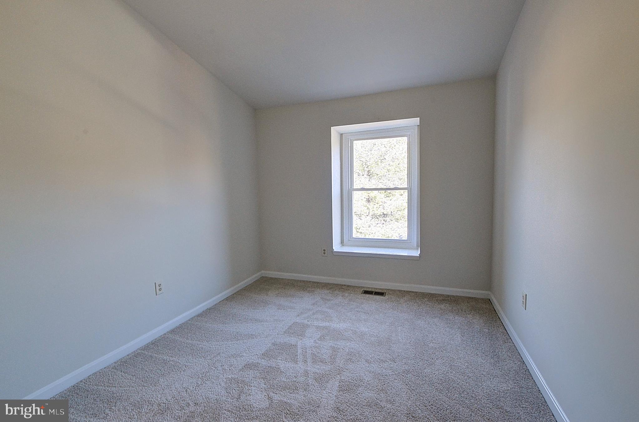 11323 Baritone Court Silver Spring, MD 20901 - Photo 27 of 31 Bedroom 2